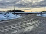 Roundabout: curb around the centre island 